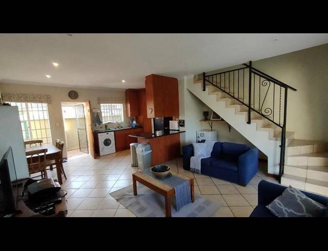 3 BEDROOM TOWNHOUSE FOR SALE IN ANNLIN